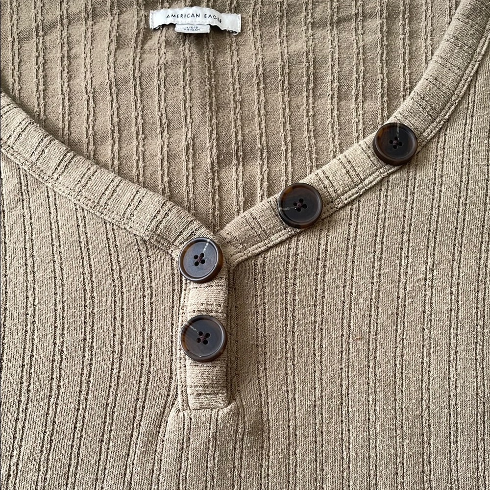 American Eagle Outfitters Ribbed T-Shirt - Picture 3 of 6